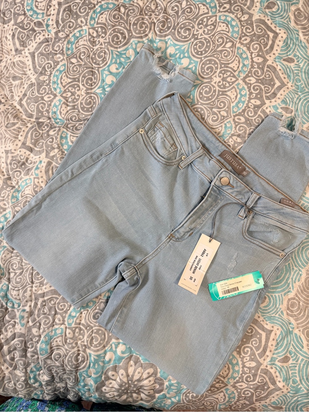 Just USA (Stitch Fit) Skinny Crop Jean 30                             #90